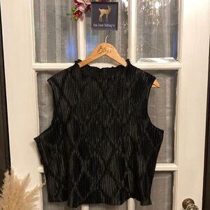 Crinkle Mock Neck Silky Crop Sleeveless Top